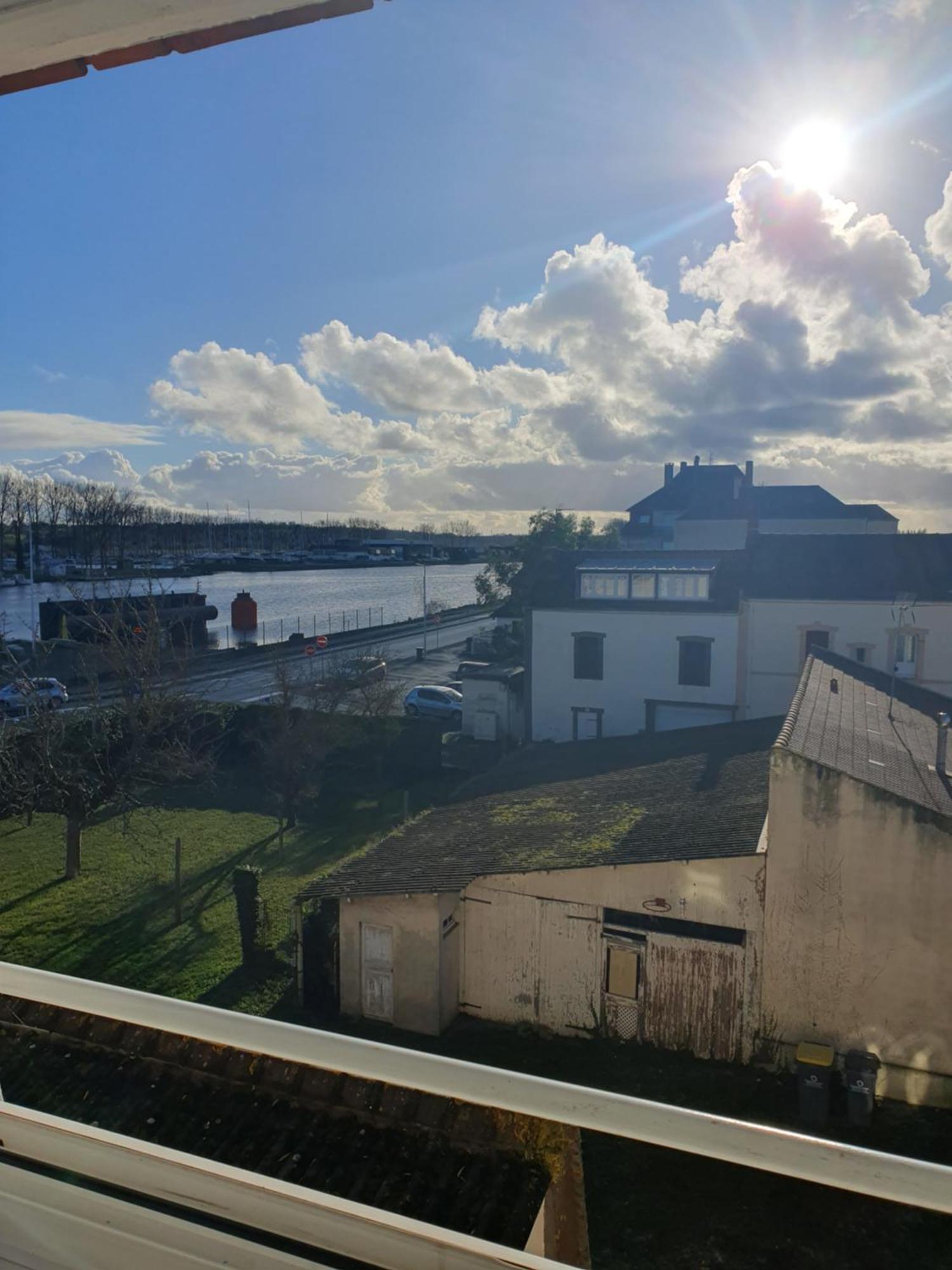 Hotel Le Phare Ouistreham Zewnętrze zdjęcie