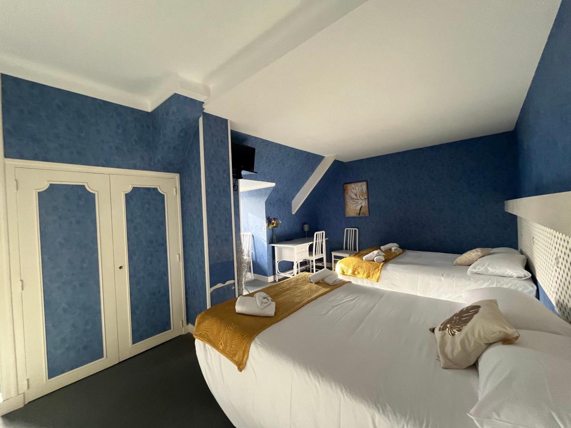 Hotel Le Phare Ouistreham Zewnętrze zdjęcie